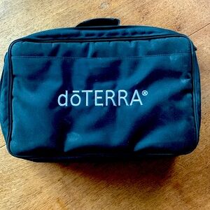 DoTERRA essential oils zippered case 90 oils